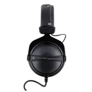 Beyerdynamic DT 770 PRO 250 OHM Black Limited Edition - closed studio headphones