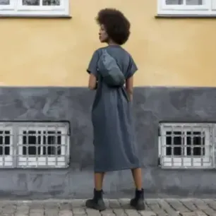 Thule 5066 Subterra 2 Sling Bag Black