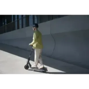 Segway E2 E II eKickScooter 450 W Up to 20 km/h 8.1 " Black and Gray