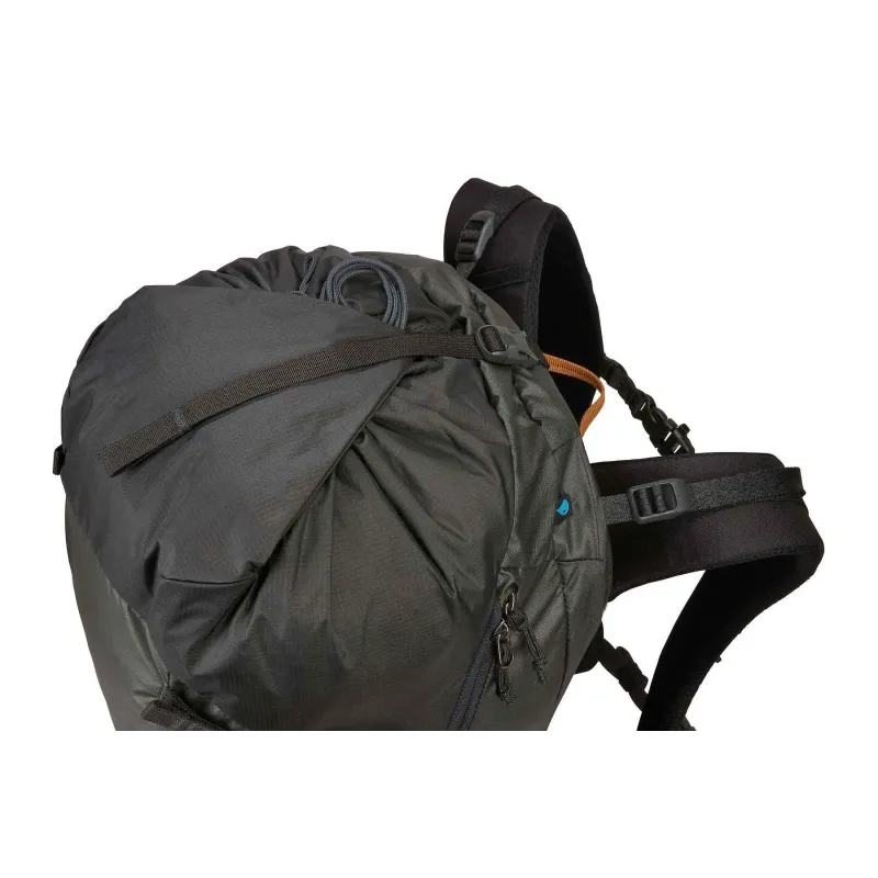 Thule 4502 Stir Alpine 40L Hiking Backpack Obsidian