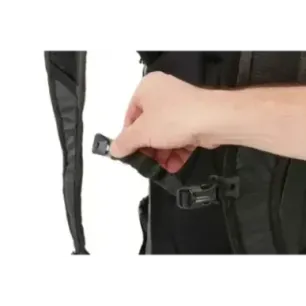 Thule 4088 Stir 18L hiking backpack obsidian