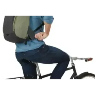 Thule 4730 Paramount Commuter Backpack 18L TPCB18OLVN Olivine