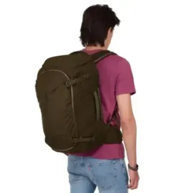 Thule 5310 Landmark 40L Unisex Travel Pack Deep Khaki