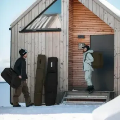 Thule 5160 Roundtrip Ski and Snowboard Duffel 80L Black