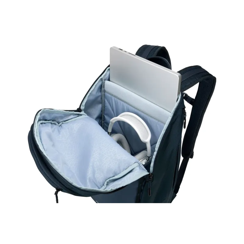 Thule 5583 Chasm laptop backpack 26L darkest blue