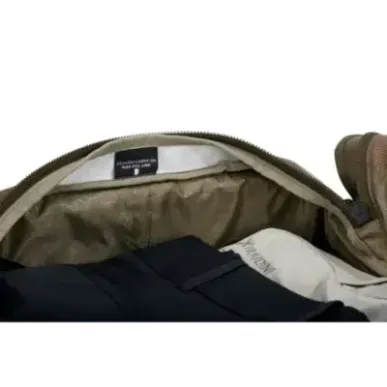 Thule 5602 Chasm Carry on Wheeled Duffel Bag 40L deep khaki