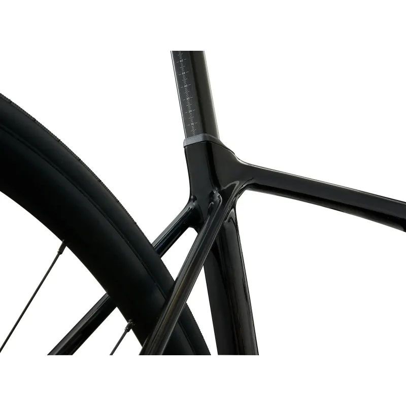 Шоссейный велосипед GIANT TCR Advanced 2 KOM (2025) Carbon (M)