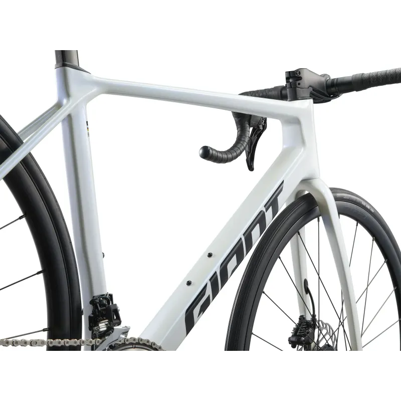 Шоссейный велосипед GIANT TCR Advanced 2 PC (2025) Illusion White (M/L)