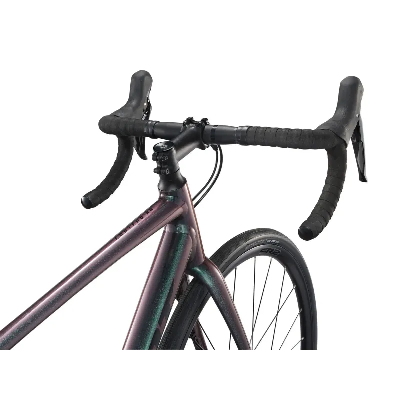 Maanteeratas GIANT Contend AR 2, Dark Iridescent (M/L)