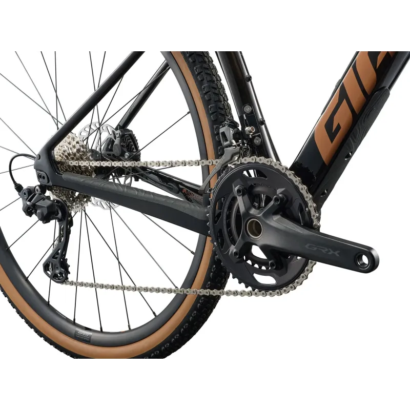 Gravel jalgratas GIANT Revolt Advanced 2 (2026) Carbon (L)