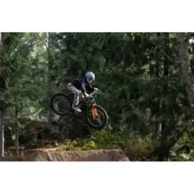 Детский велосипед GIANT STP 24 (2026) Черный хром