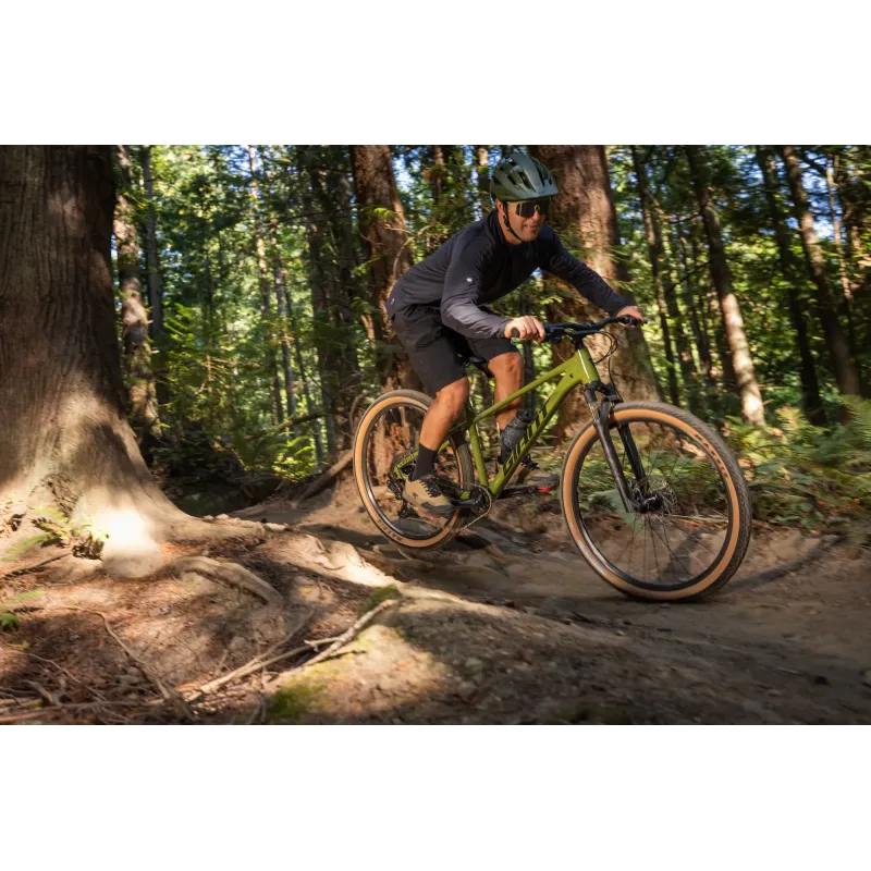 Велосипед GIANT Talon 2, 27,5 дюймов, размер XS, цвет сушеный матча.