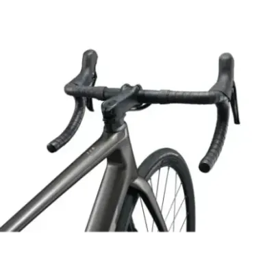 Maanteeratas GIANT TCR Advanced 2 KOM (2026) Stealth Chrome (L)