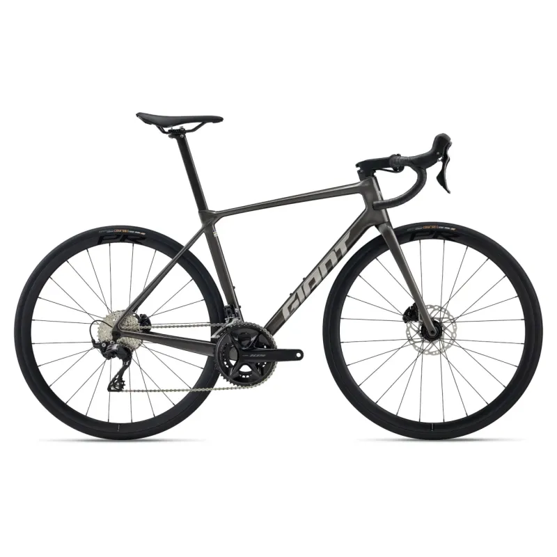Шоссейный велосипед GIANT TCR Advanced 2 KOM (2026) Stealth Chrome (L)