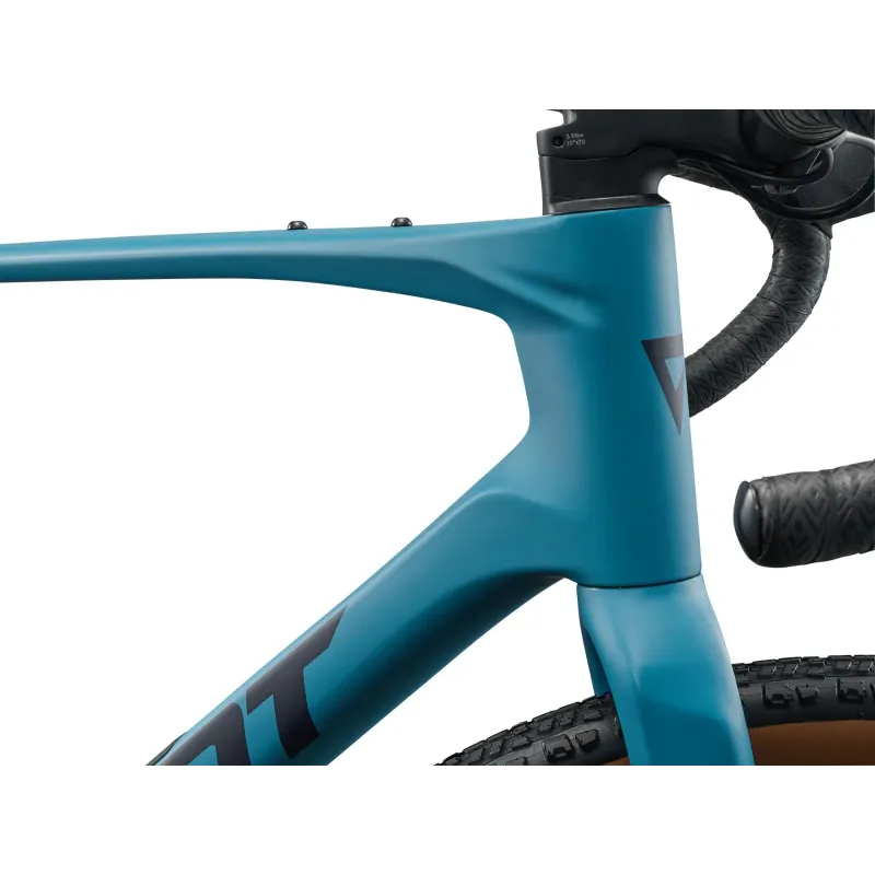 Гравийный велосипед GIANT Revolt Advanced 3 (2026) Аквариум (M/L)