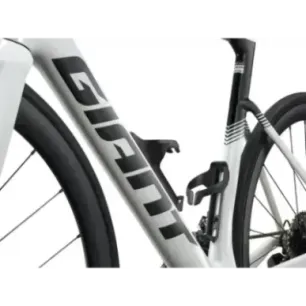 Шоссейный велосипед GIANT Propel Advanced 2 (2027) белый (M/L)