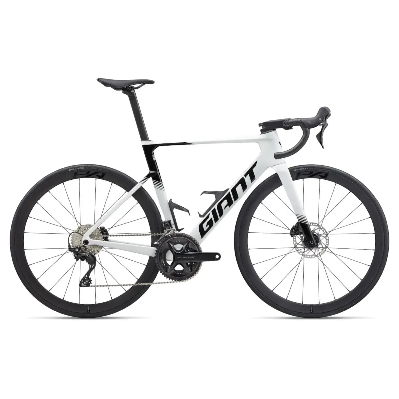 Шоссейный велосипед GIANT Propel Advanced 2 (2027) белый (M/L)