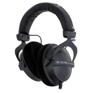 Beyerdynamic DT 770 Pro Black Limited Edition - closed studio headphones