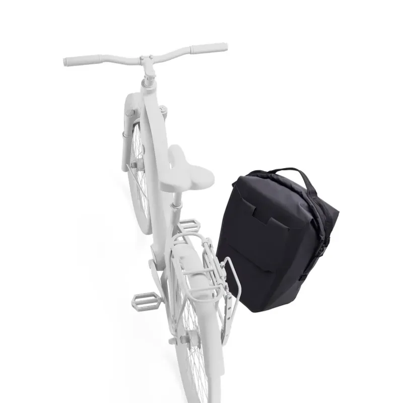 Thule 5476 Shield Pannier 22L with InLock Black