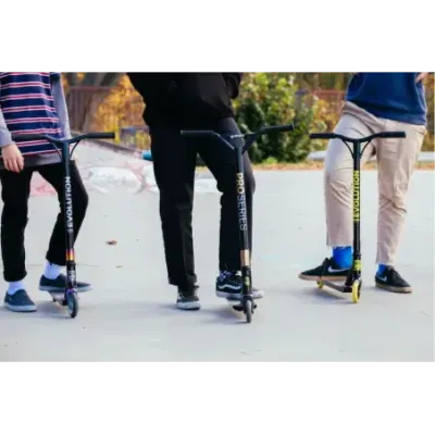 Triki tõukeratas Raven Evolution Slick Color