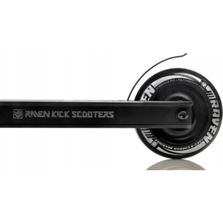 Triki tõukeratas Raven Rookie Black