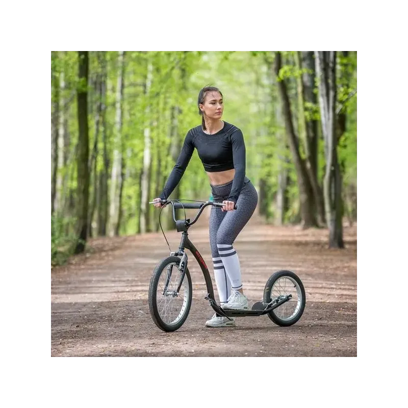 WH201 ЧЕРНЫЙ СКУТЕР NILS EXTREME