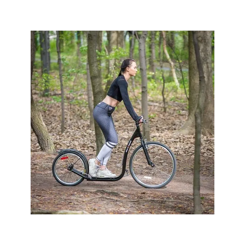 WHS260 ЧЕРНЫЙ СКУТЕР 20/16 ДЮЙМОВ NILS EXTREME