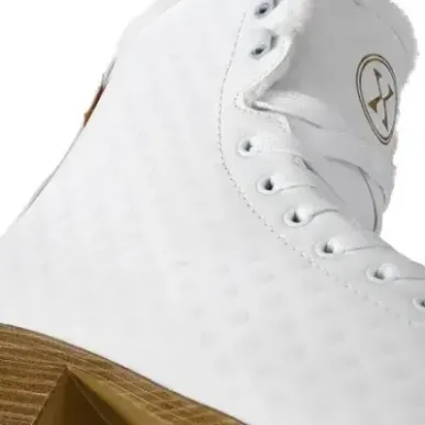 NF14619 S VALGE SUURUS. 40 FIGURE LUISID NILS EXTREME