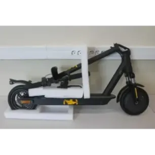 SALE OUT. Jeep E-Scooter 2XE Sentinel with Turn Signals, Black Jeep 24 month(s)