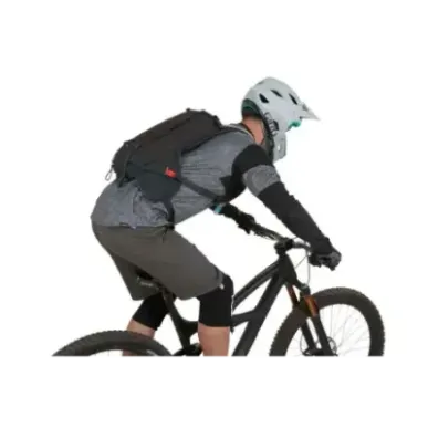 Thule 3796 Rail Hydration Pack 8L Covert