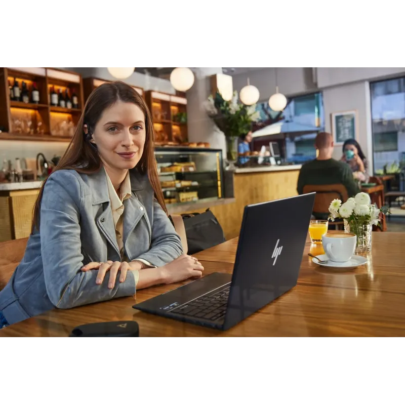 Poly Voyager Legend 30 Headset