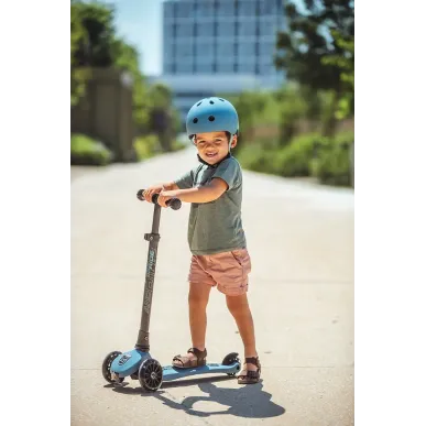 Scoot And Ride Highwaykick 3 LED - Laos!