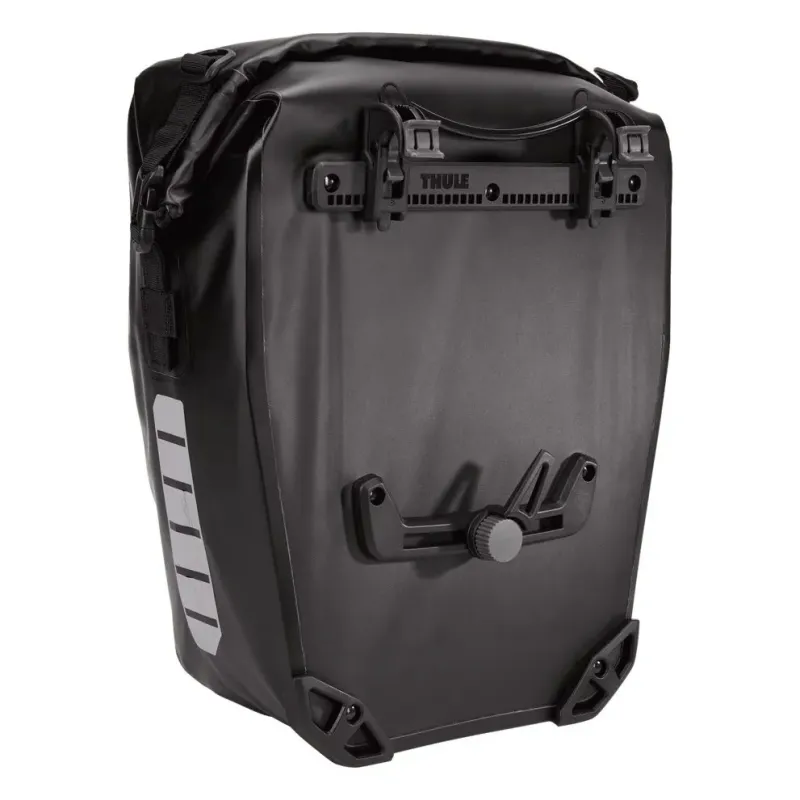 Thule 5288 Shield Pannier 25L Pair Black Thule 5288 Shield Pannier 25L Pair Black